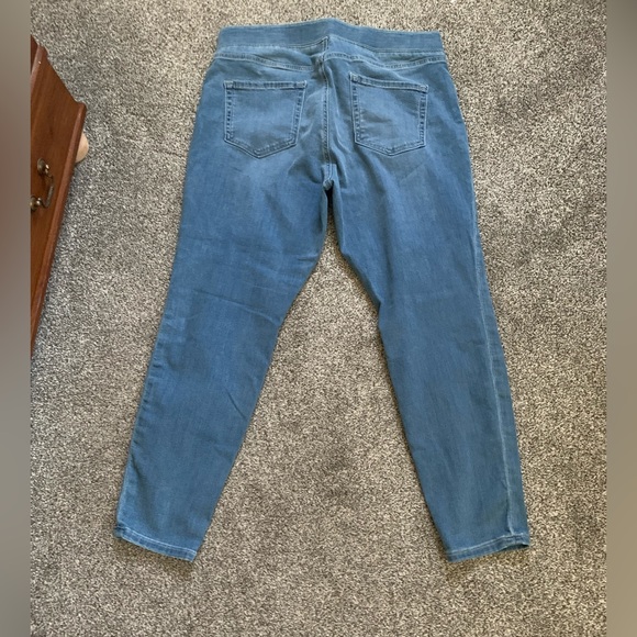 Amazon essentials pull on jegging - Picture 3 of 7